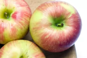 How Apples Can Help You Get Your Daily Dose Of Calcium